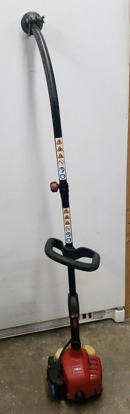 Toro Curved Shaft Trimmer 2-Cycle Model 51950A TESTED