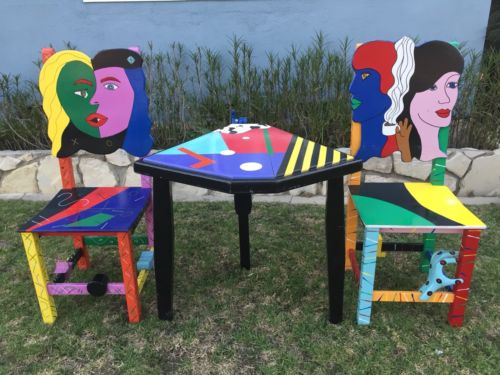 Indoor Bistro Table & Chairs Set With Nice Paintings & Sculptures Picasso Style
