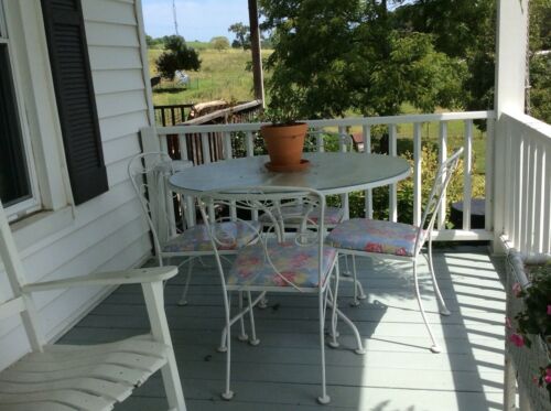 White Wrought Iron Glass Top Table And Four Chairs