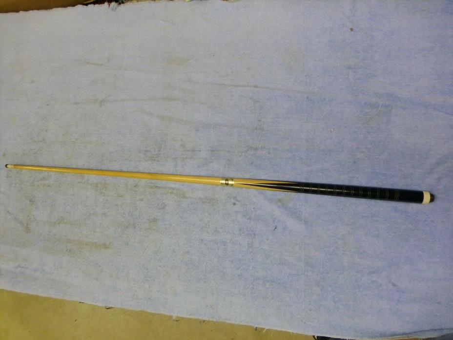 Elton 48 inch Hardwood Quality Billiard Cue Model 18