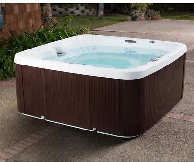 Lifesmart Coronado DLX 65-Jet 7-Person Spa Full Foam Insulation Adjustable New
