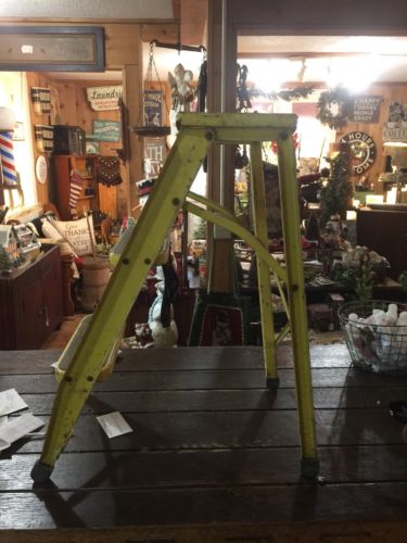 Vintage Older Metal Step Ladder. Yellow 2ft H And 13 Wide.