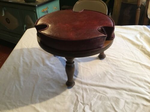 Vintage Royal Furniture Mfg. Co. Three Leg Foot Stool With Vinyl Top Very Nice