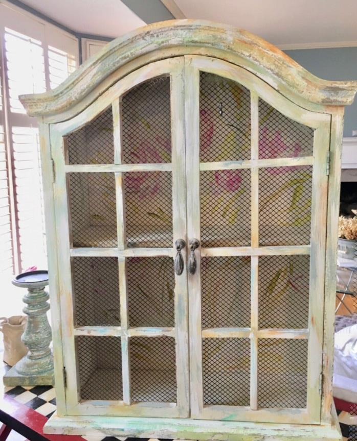 Curio Cabinet, Shabby, Chippy, Farmhouse, Hand Painted, Painted Furniture,