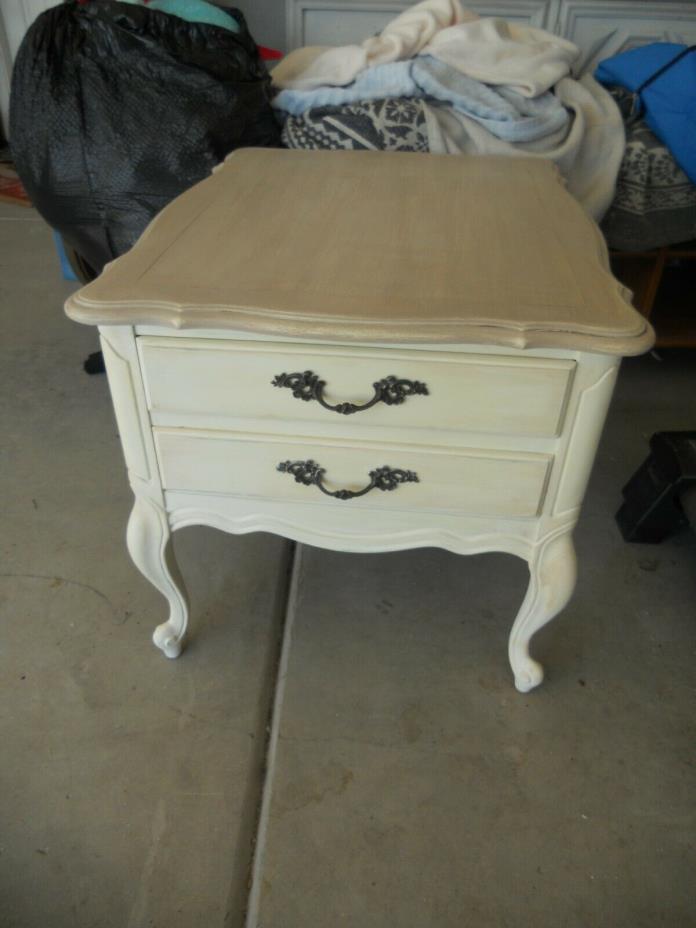french provencial end table chalk paint