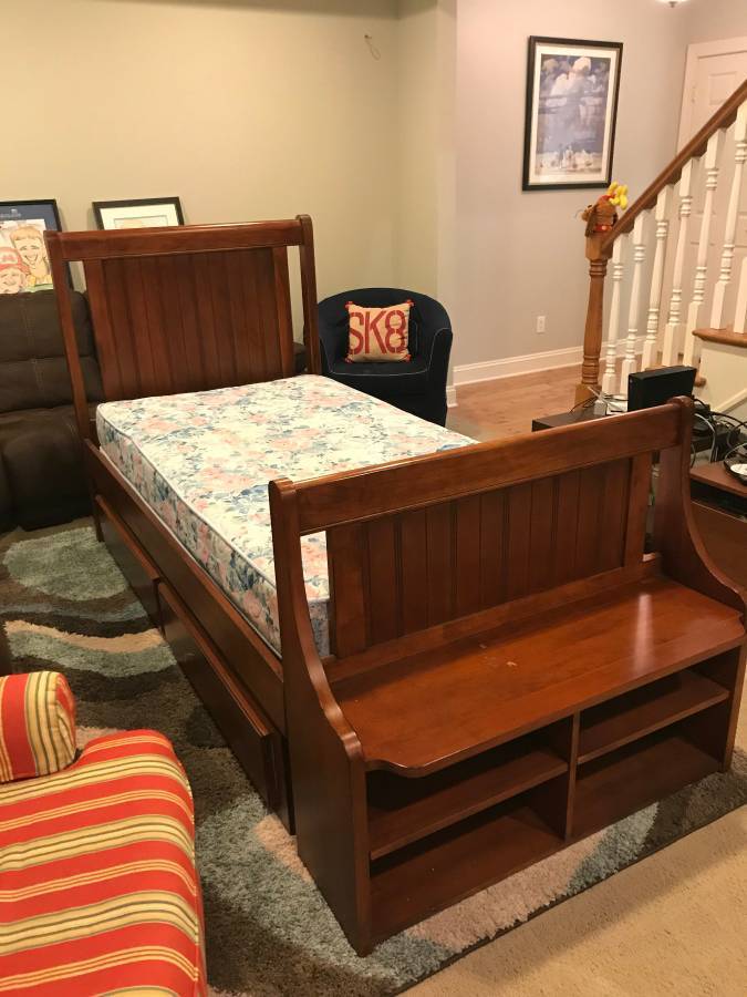 LEXINGTON FURNITURE BOB TIMBERLAKE TWIN TRUNDLE BED W BENCH CHERRY