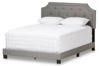 Contemporary Upholstered Platform Bed in Light Gray [ID 3609700]
