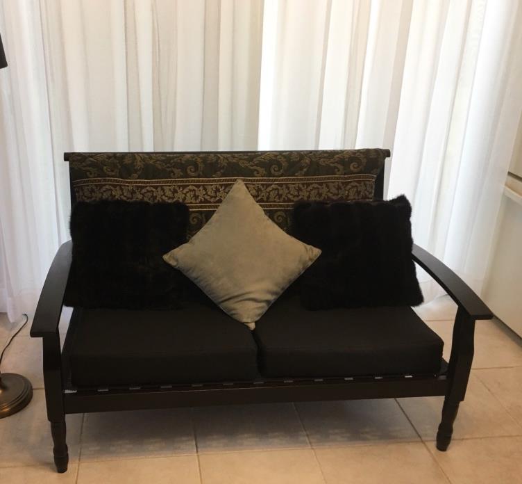 Expresso Wood Settee/Bench. Just lowered price to 225.99!