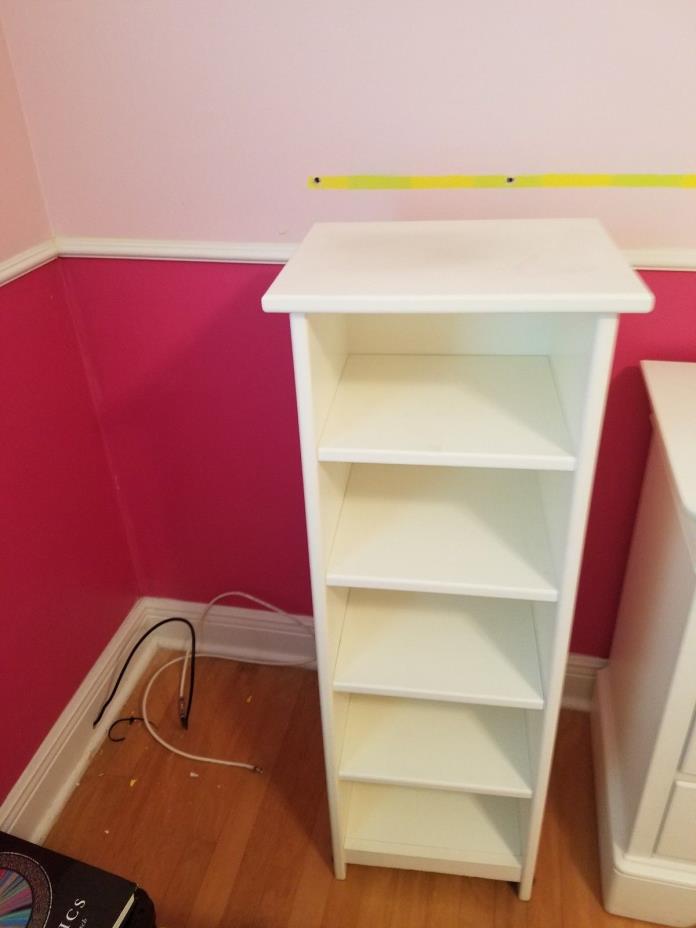 White 5 shelf small bookcase
