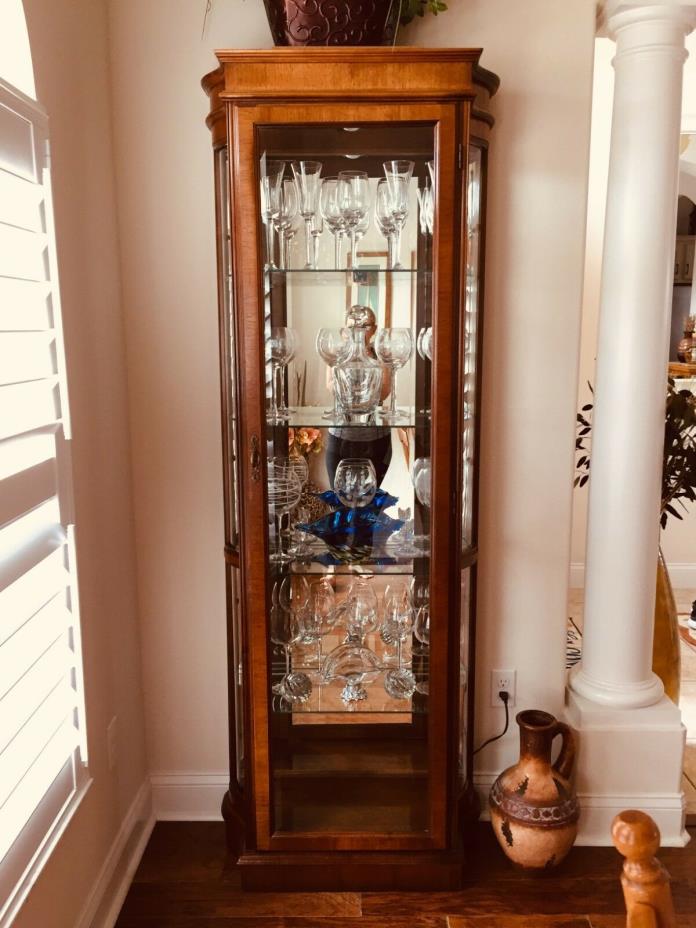 Medium WOOD Tone CURIO Display Cabinet Lighted Curved Glass 4 shelves Excellent