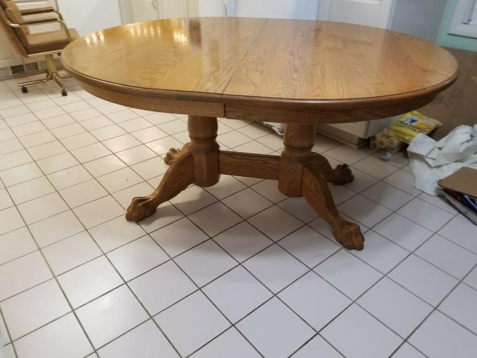 DINNING ROOM SOLID OAK TABLE. IN 1994 RETAIL WAS BIG $$$