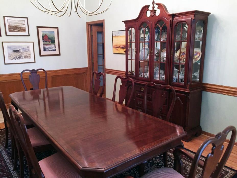 Cherry Dining Room Table + China Cabinet Hutch + 8 Chairs Burl Wood EXC COND!