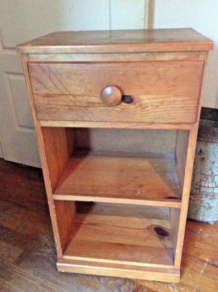 Vintage wood MCM pine Nightstand End Table Mid Century Modern with drawer