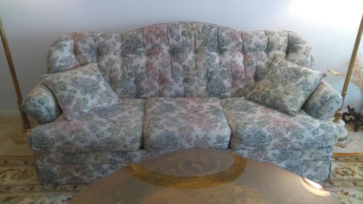 Couch with pull-out Queen Bed - Very Good Condition Used 76