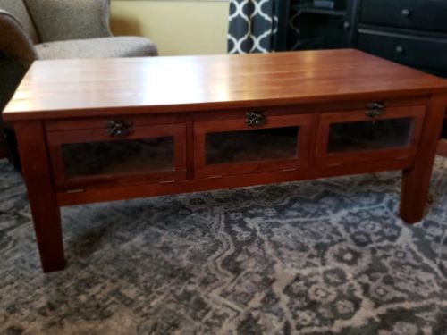 Pottery Barn Coffee and Side Table