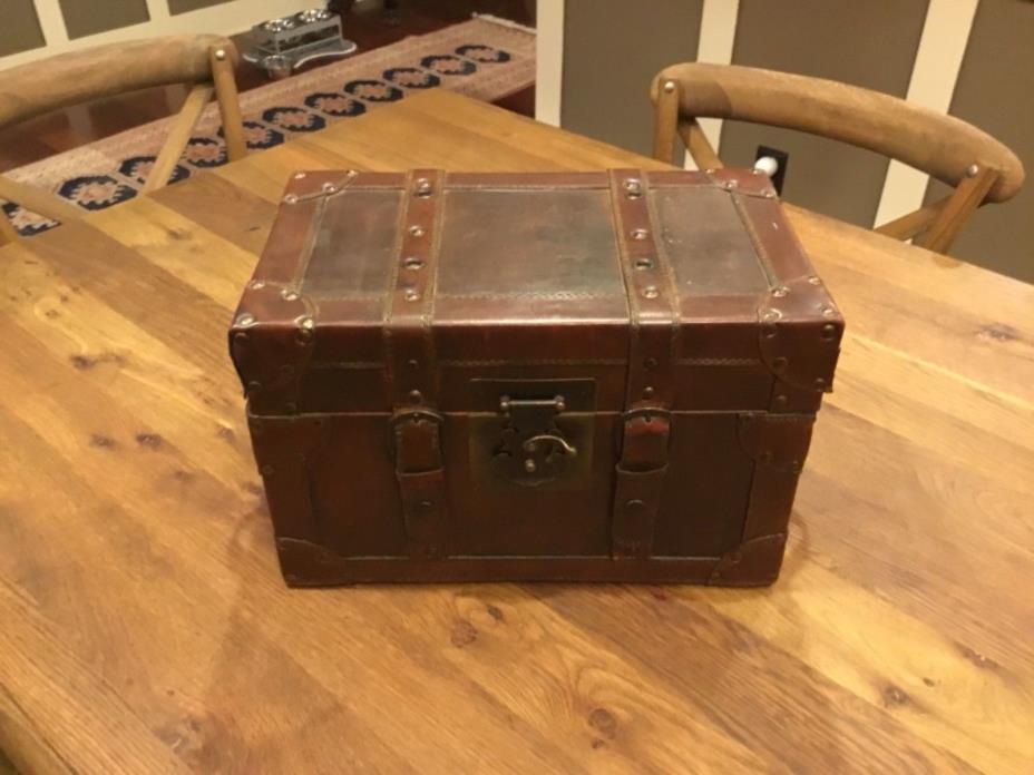 Vintage Wood & Brown Leather Decorative Storage Trunk/Chest