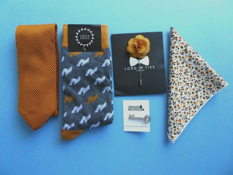 Kurt Mayo Knit Tie + Key Tie Bar + Lapel Pin + Circle Socks + Pocket Square