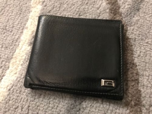Gucci Black Leather G Logo Bifold Wallet