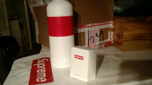 SUPREME SS19 SIGG CYD 1.0L WATER BOTTLE WHITE RED AUTHENTIC NEW IN HAND!