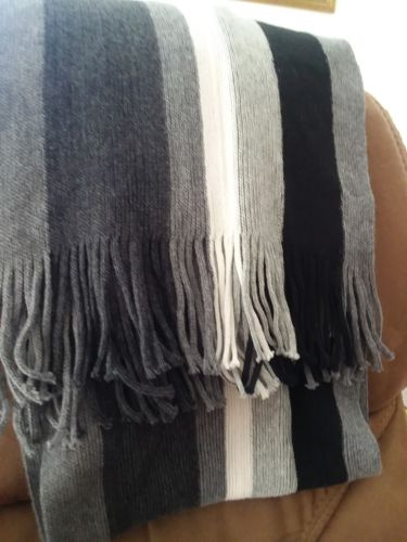 NEW EXPRESS Mens Scarf Multi-Colored Black Gray White Fringed Scarf 9 x 79 inch