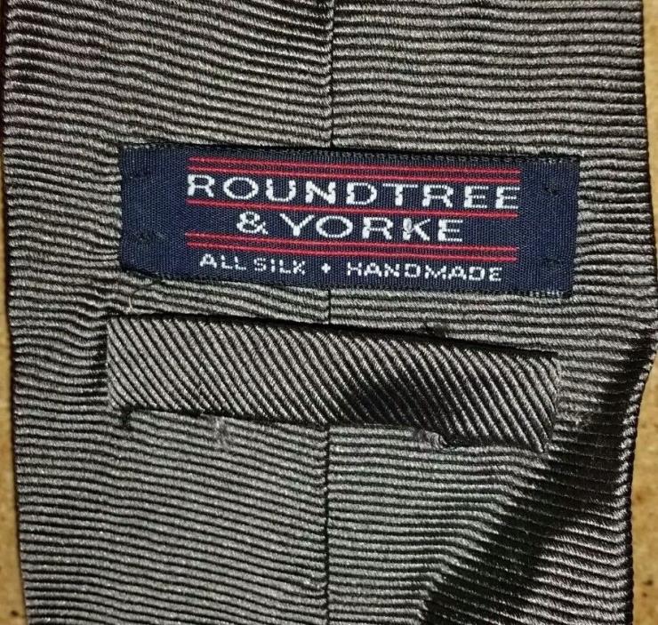ROUNDTREE & YORKE  Men's All Silk Handmade Gray Necktie 58