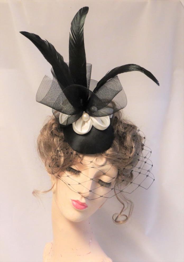Hat Small Fascinator Hatinator Feather Pearl blk/wh Designed for an Updo ~ CLIP
