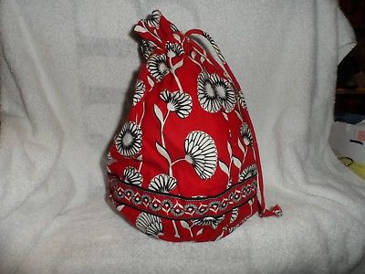 Vera Bradley ditty bag in retired Deco Daisy pattern