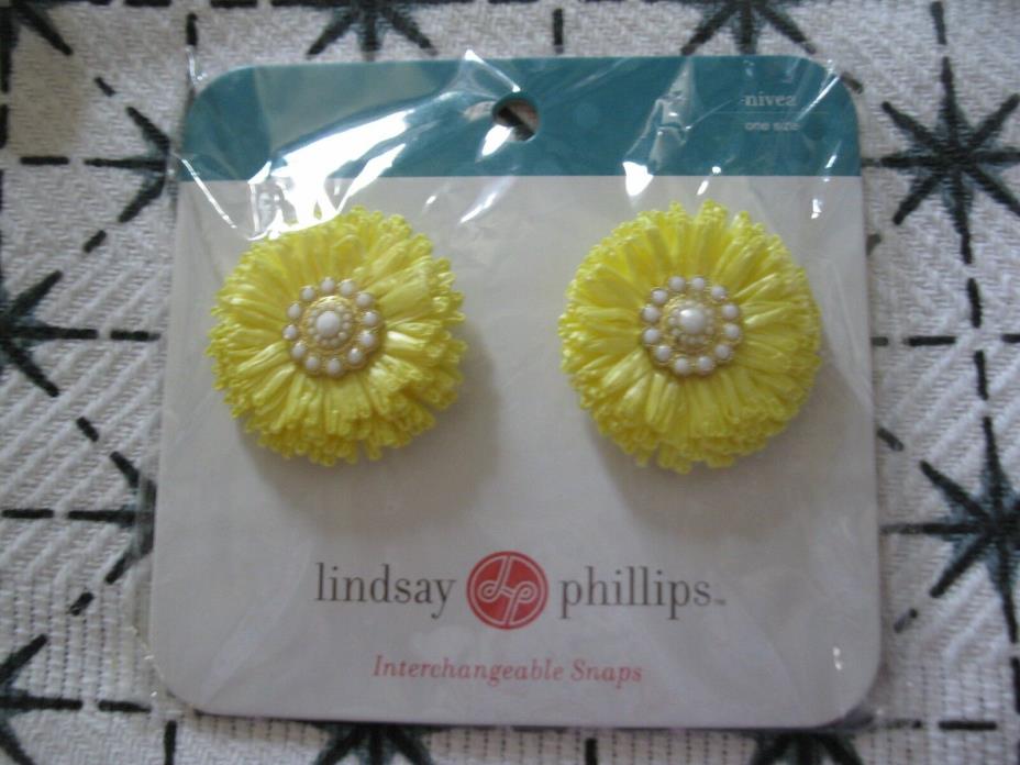 Lindsay Phillips Pair of Nivea Shoe Snaps Rare & Cute!   NIP