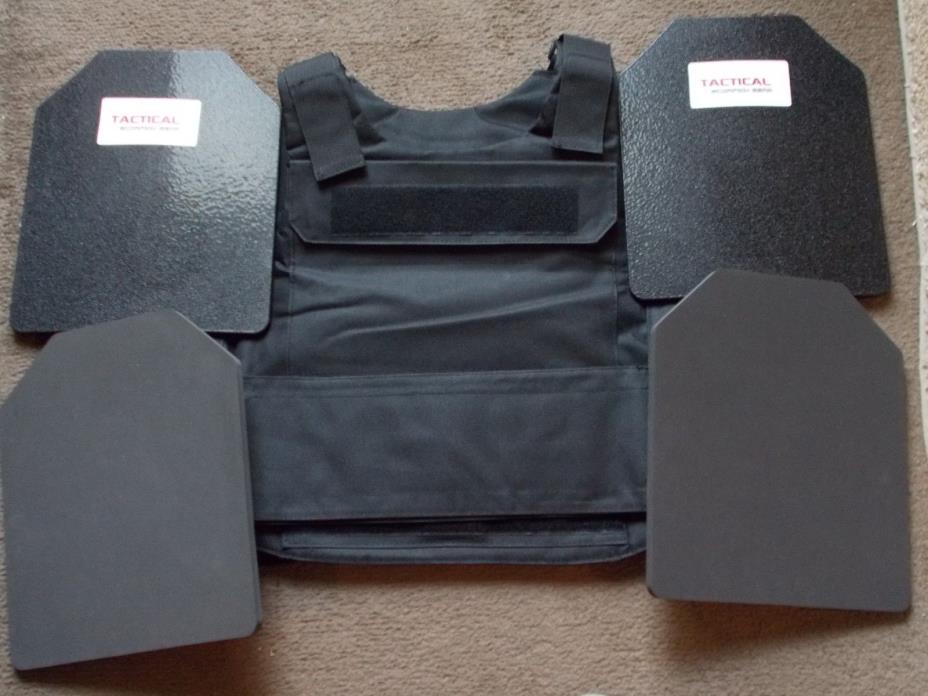 Sale-carrier Vest + 2-10x12 curved level III Plates + 2 10mm Trauma Pads New.