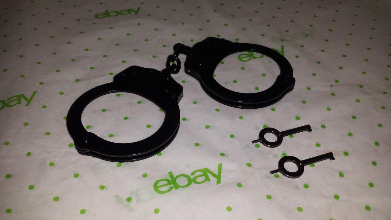 Chain Link Handcuffs