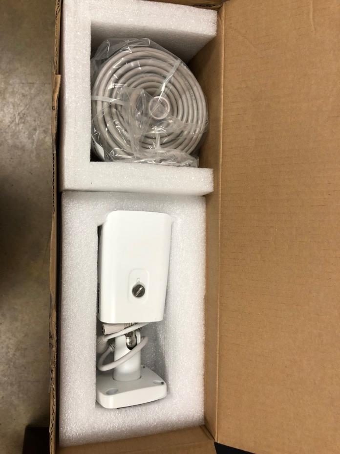 6 x Lorex LNB811B 4K Ultra HD Resolution 8MP Outdoor Metal IP Camera