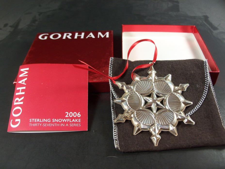 2006 Gorham Sterling Silver Christmas Snowflake Ornament Original Box Pouch Card
