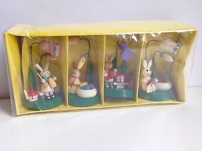 Vintage Set of 4 Easter Wood 3