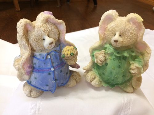 2 GIRL BUNNY figurines w/ dresses 6