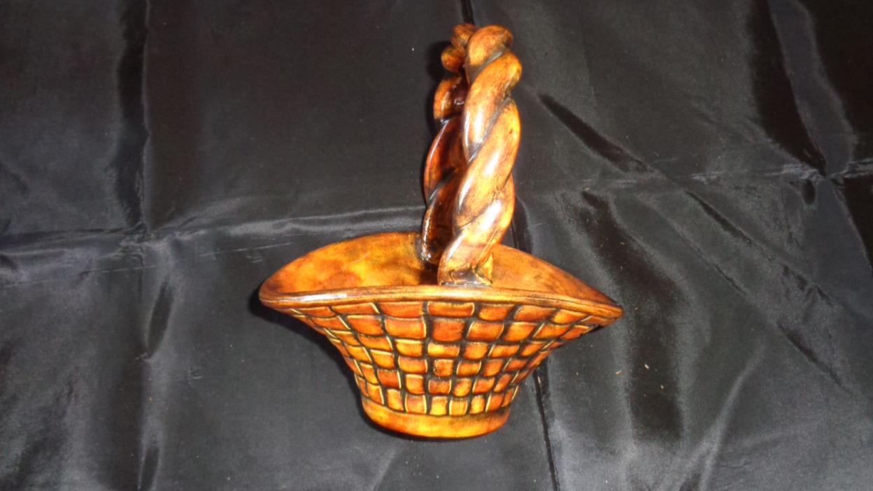 VINTAGE CERAMIC BRAIDED EASTER BASKET NEW CONDITION