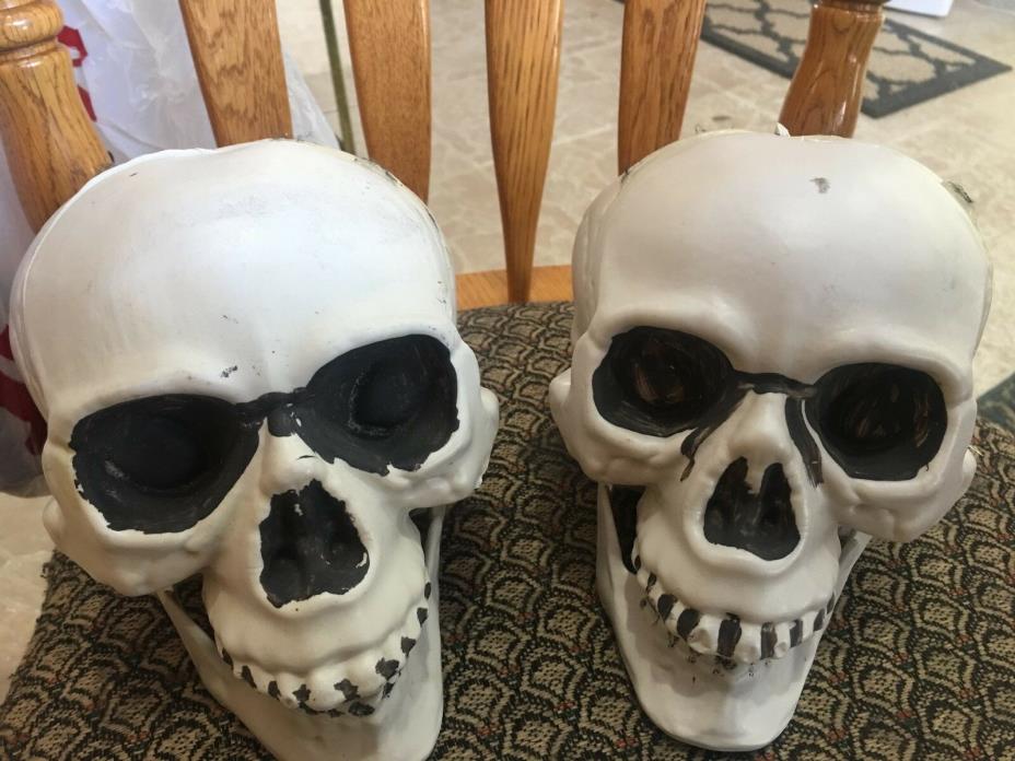 HALLOWEEN Skulls,  Comes with Both shown. SCARY MONSTER SKELETON