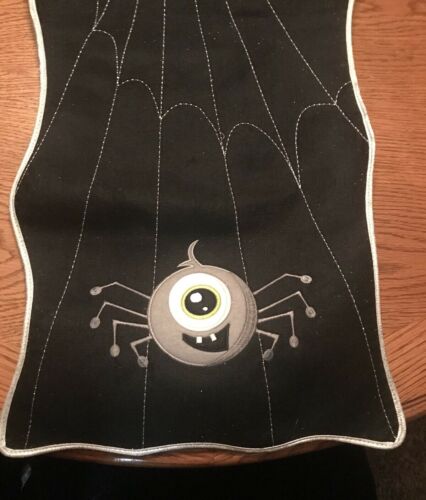 HALLOWEEN ONE EYED SPIDER BLACK FELT TABLE RUNNER, 70