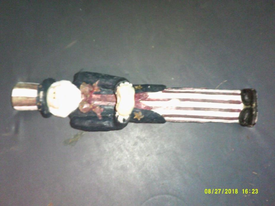 WEATHERED LOOK UNCLE SAM SOLID RESIN DOOR GREETER FLAG HOLDER