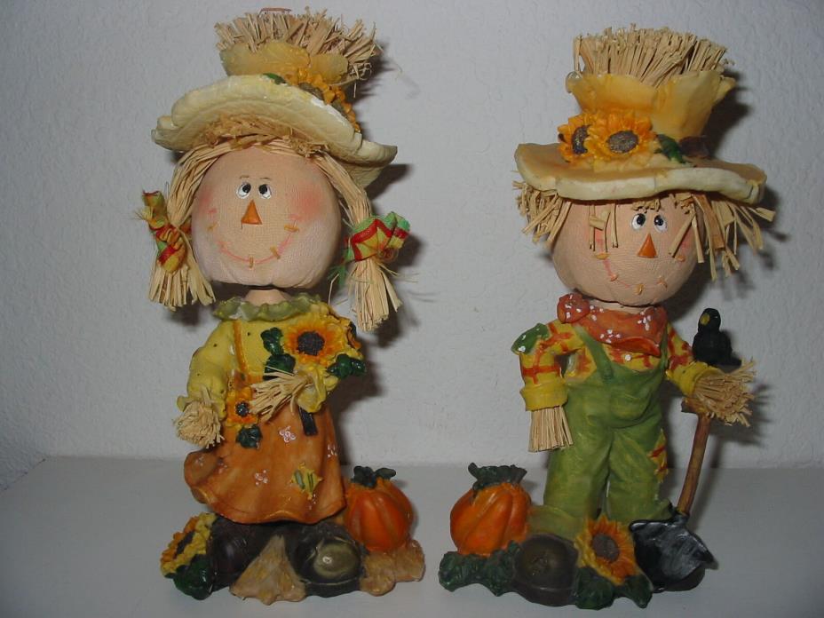 SET OF TWO SUNFLOWER WOBBLIN BOBBLE HEAD SCARECROWS