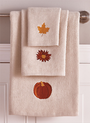 3pc Fall Autumn Leaf Pumpkin Mum Towel Set Bath Hand Washcloth on tan NIP