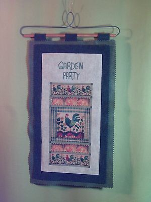 Heritage Lace Autumn Harvest Garden Party Felt Wall Hanging Flag