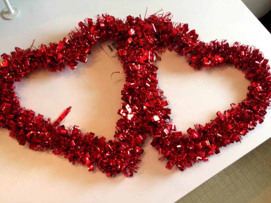 Red Double Heart Tinsel Wreath
