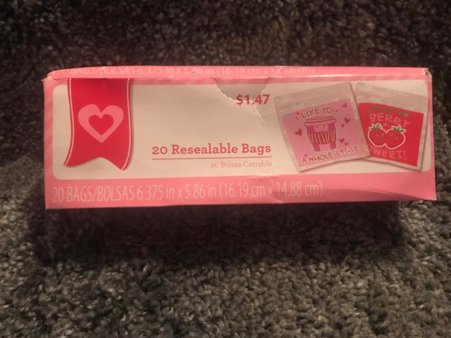 Valentine's Day  RESEALABLE ZIP CLOSE BAGS     20 ct