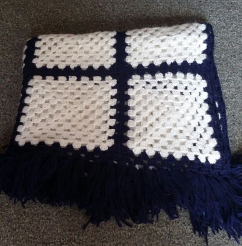 Vtg AFGHAN BLANKET Throw Crochet Handmade Blue White squares 57 x 35 Fringe Nice
