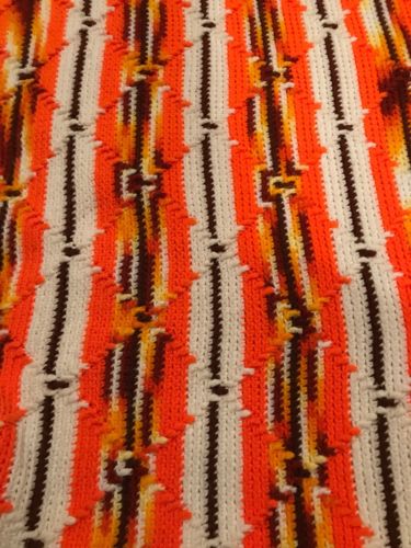 Vintage Handmade Crochet  Afgan Blanket Throw Diamond design Full Bed Size