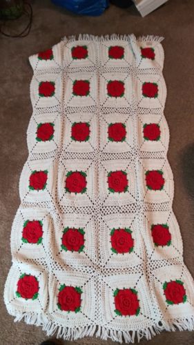Vtg Hand Knit Crochet Granny Floral Rose Throw Blanket Afgan 3ft Wide  70