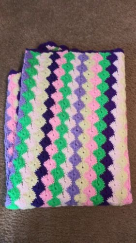 Vtg Hand Knit Crochet Granny Throw Blanket Afgan 42