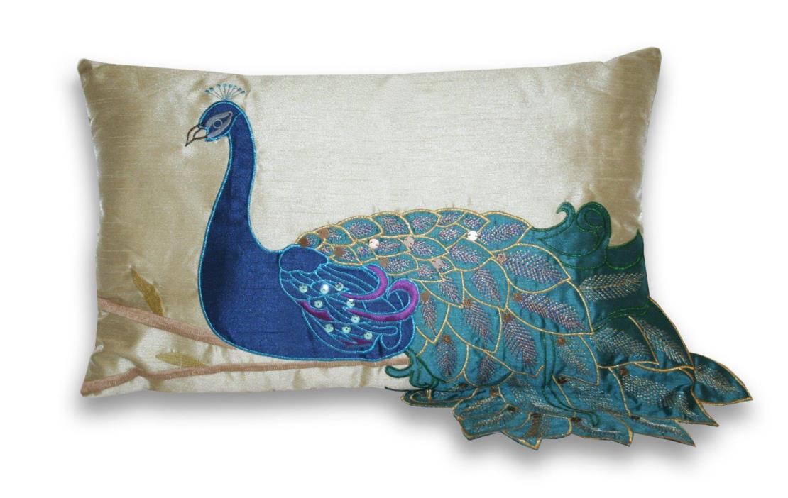 NWOT Thro by Marlo Lorenz 4183 Fancy Peacock 12 x 20 Inch Pillow Multicolor