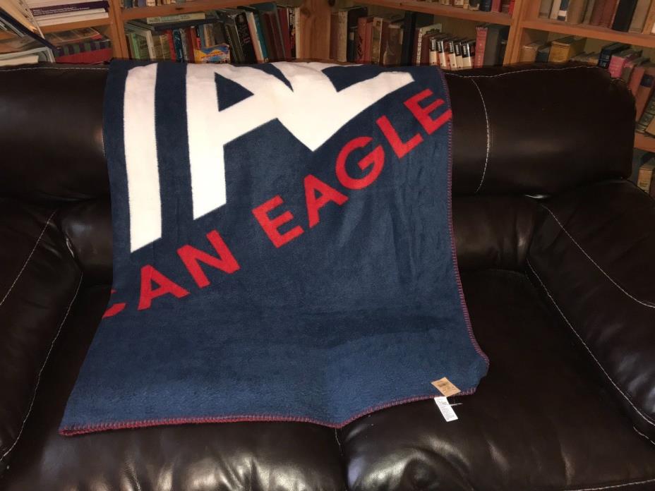 American Eagle Outfitters NEW w/tag navy/red/white fleece throw blanket 50”x60”