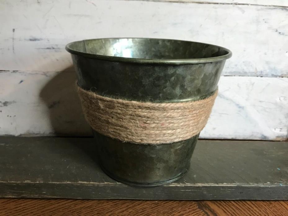 Primitive Galvanized Small Bucket/Pail with Twine